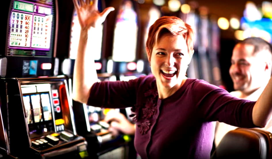 £205 Free chip at Leo Dubai Casino