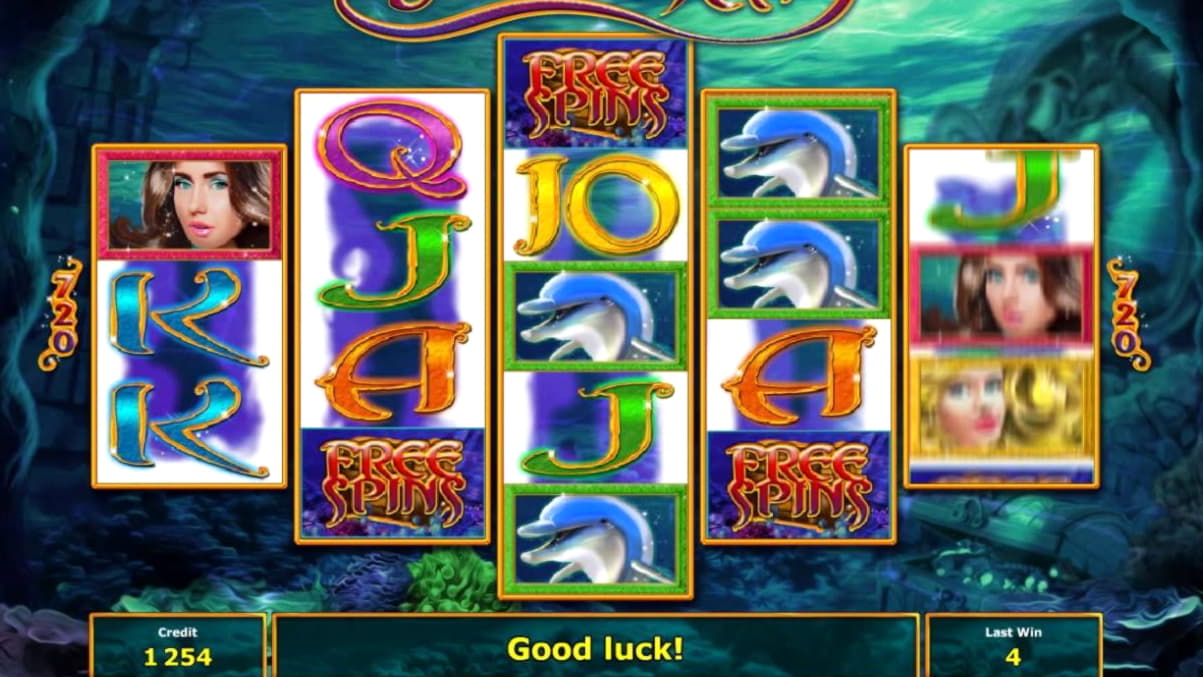﻿$425 Free Casino Chip at Royal Vegas Casino