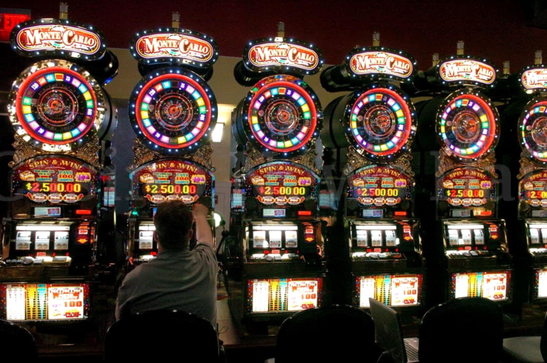 EURO 2575 NO DEPOSIT BONUS at Reload Bet Casino