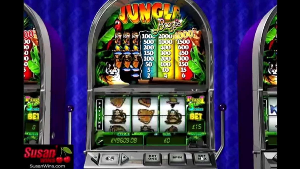 Eur 735 Daily freeroll slot tournament at CasiPlay Casino
