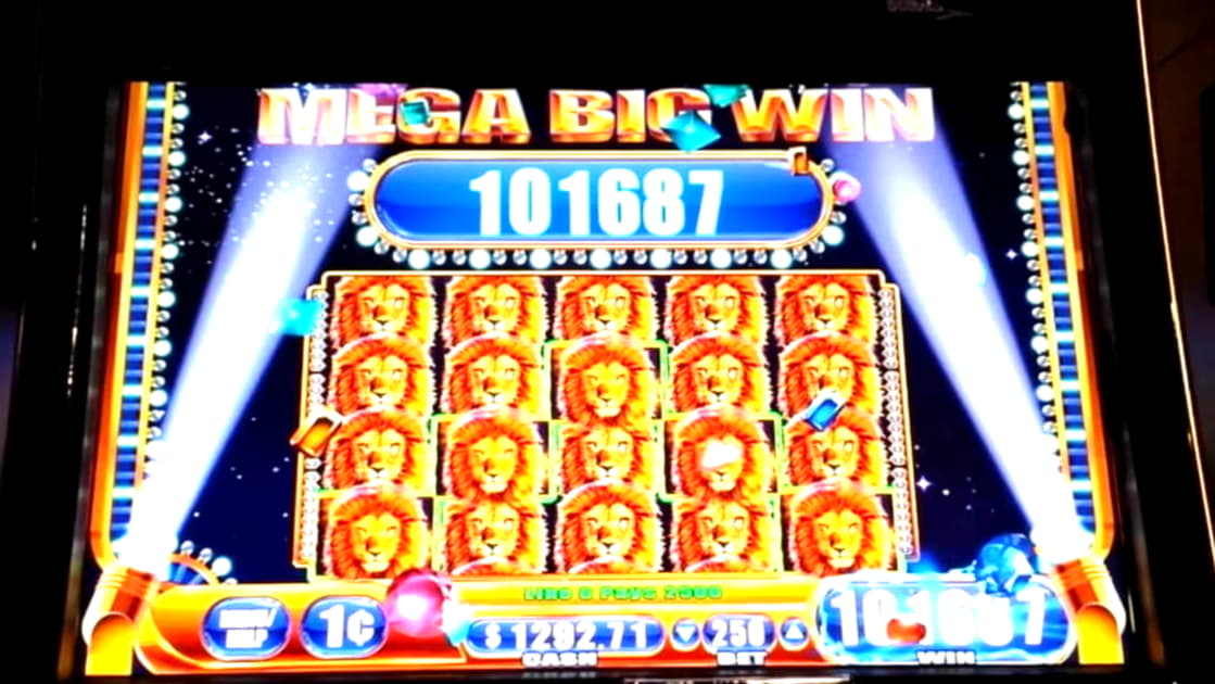 €965 Casino tournaments freeroll at Royal Vegas Casino