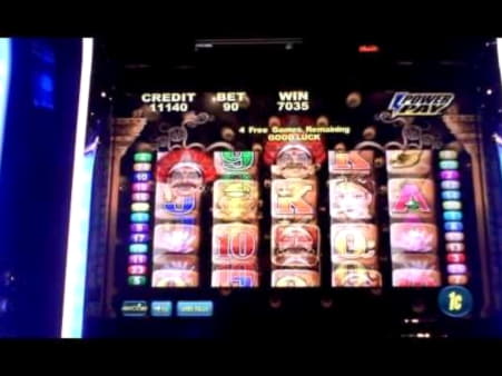 Eur 855 Daily freeroll slot tournament at Spin Palace Casino