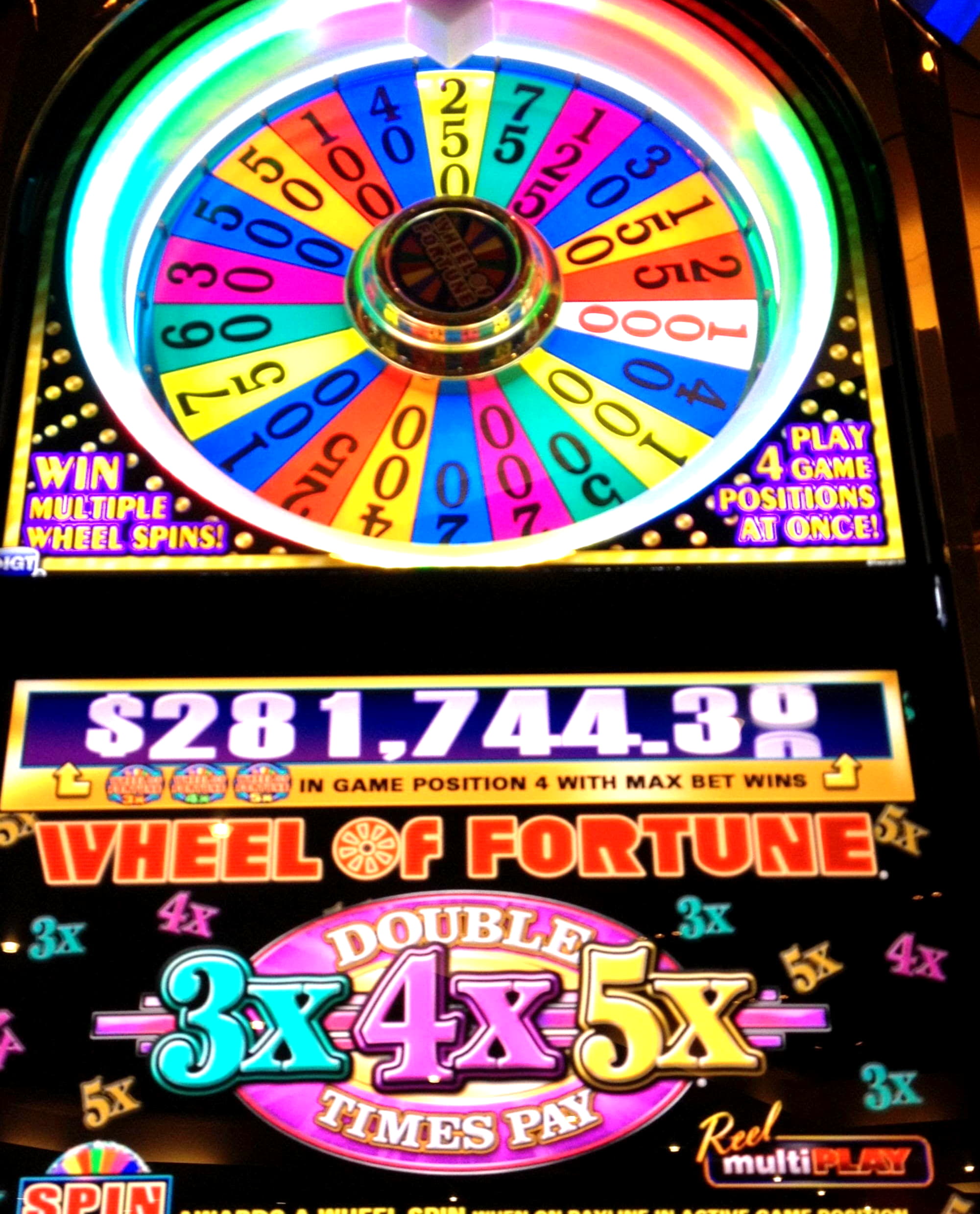 270% Signup casino bonus at CasiPlay Casino