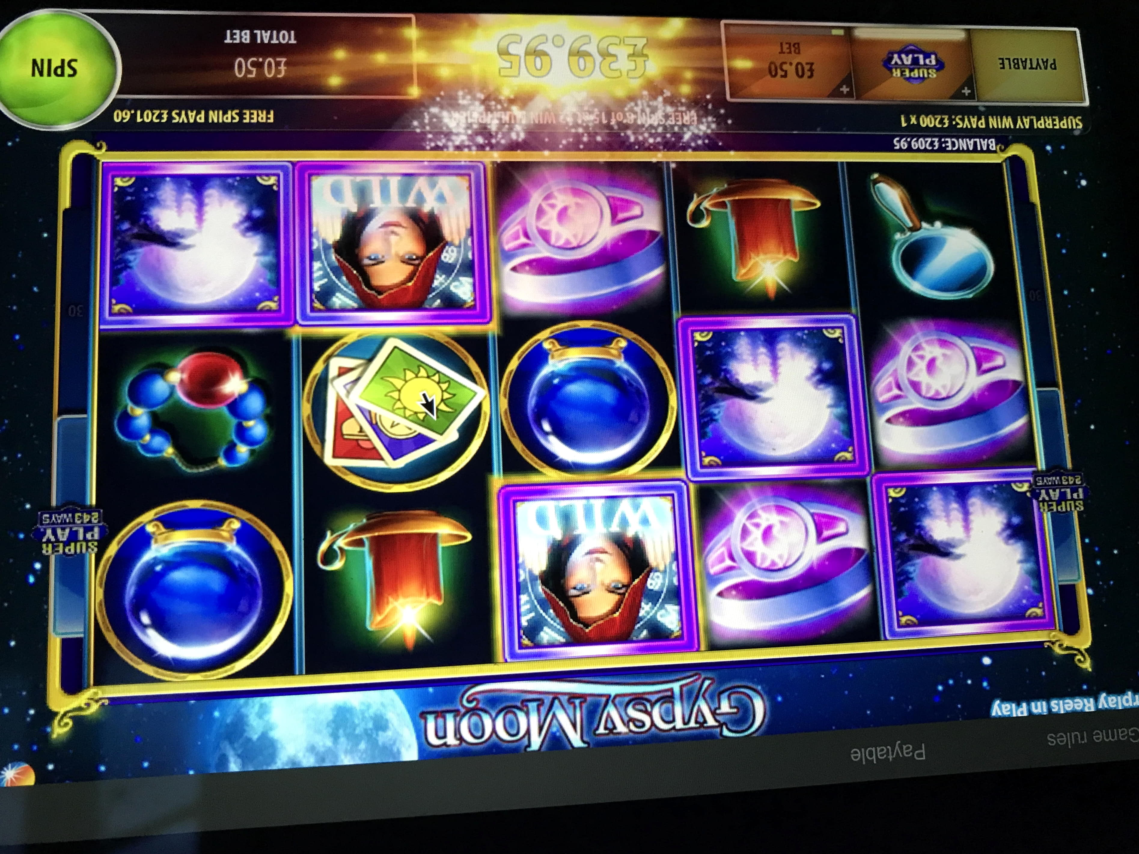 270 FREE SPINS at CasiPlay Casino