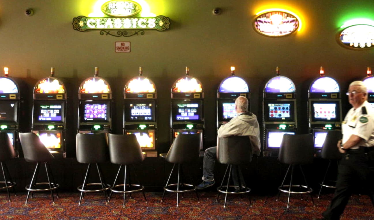 77 FREE Spins at Leo Dubai Casino