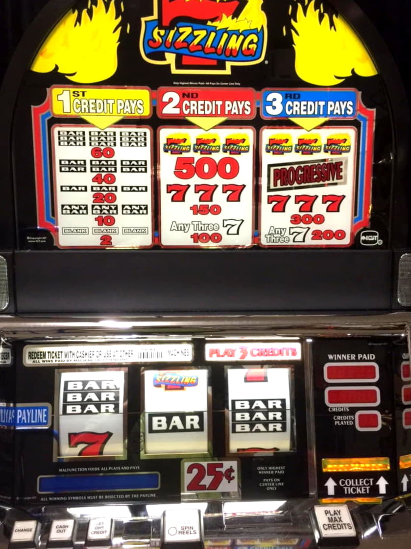 111 Loyal Free Spins! at Royal Vegas Casino