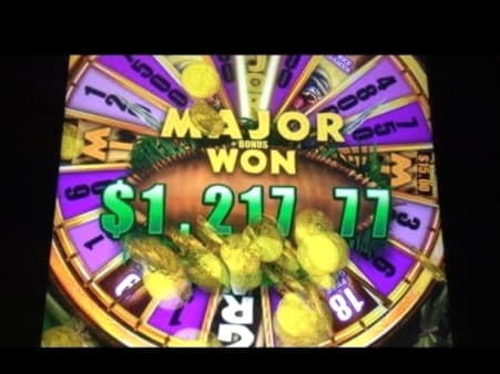 $1565 No deposit casino bonus at CasiPlay Casino