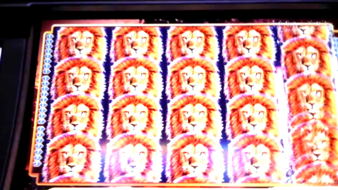 EUR 380 casino chip at CasiPlay Casino