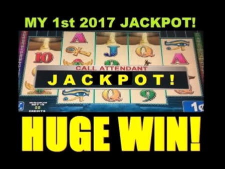 205 Free spins casino at CasiPlay Casino