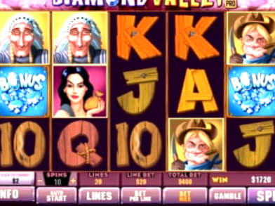 275 FREE Spins at Royal Vegas Casino