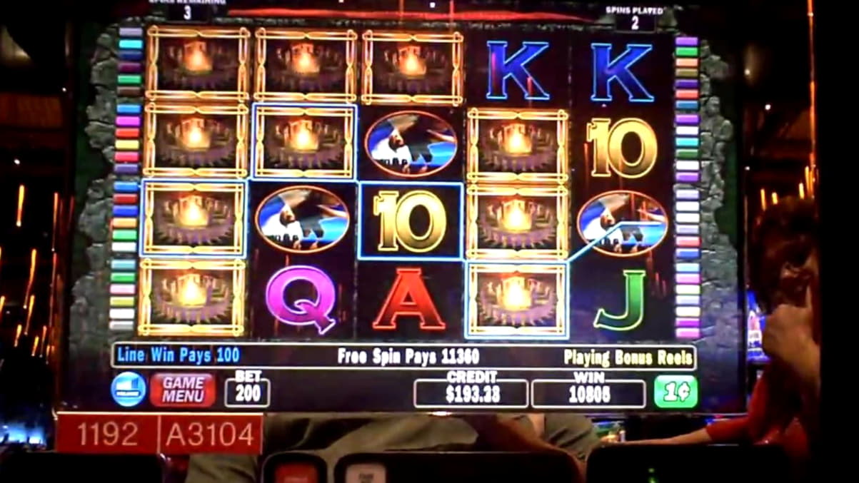 820% Signup casino bonus at CasiPlay Casino