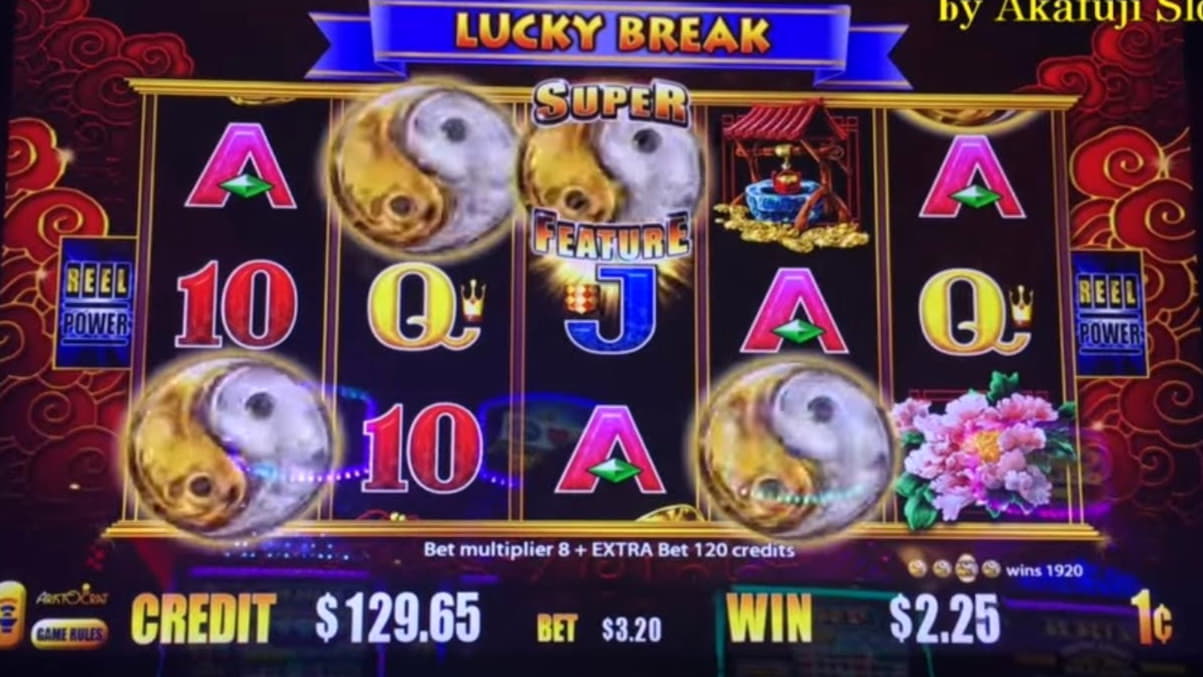 €260 Daily freeroll slot tournament at Zodiac Casino