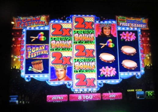 $385 Daily freeroll slot tournament at 888 Casino