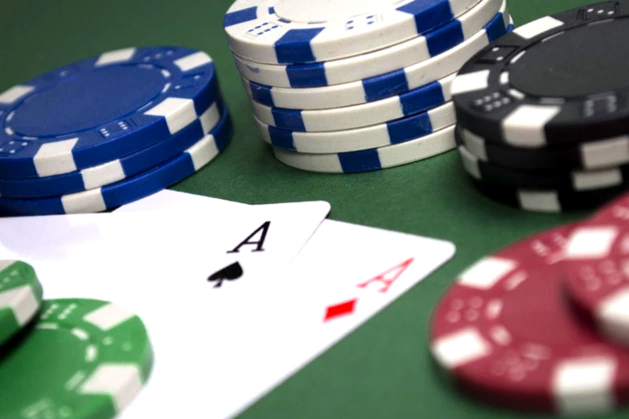 £575 FREE CHIP at Reload Bet Casino