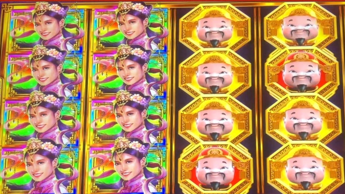 EUR 375 FREE CHIP at Bet Rebels Casino