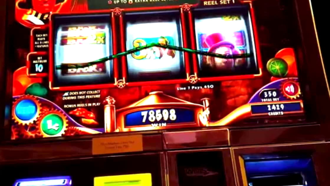275 Free Spins at Thebes Casino