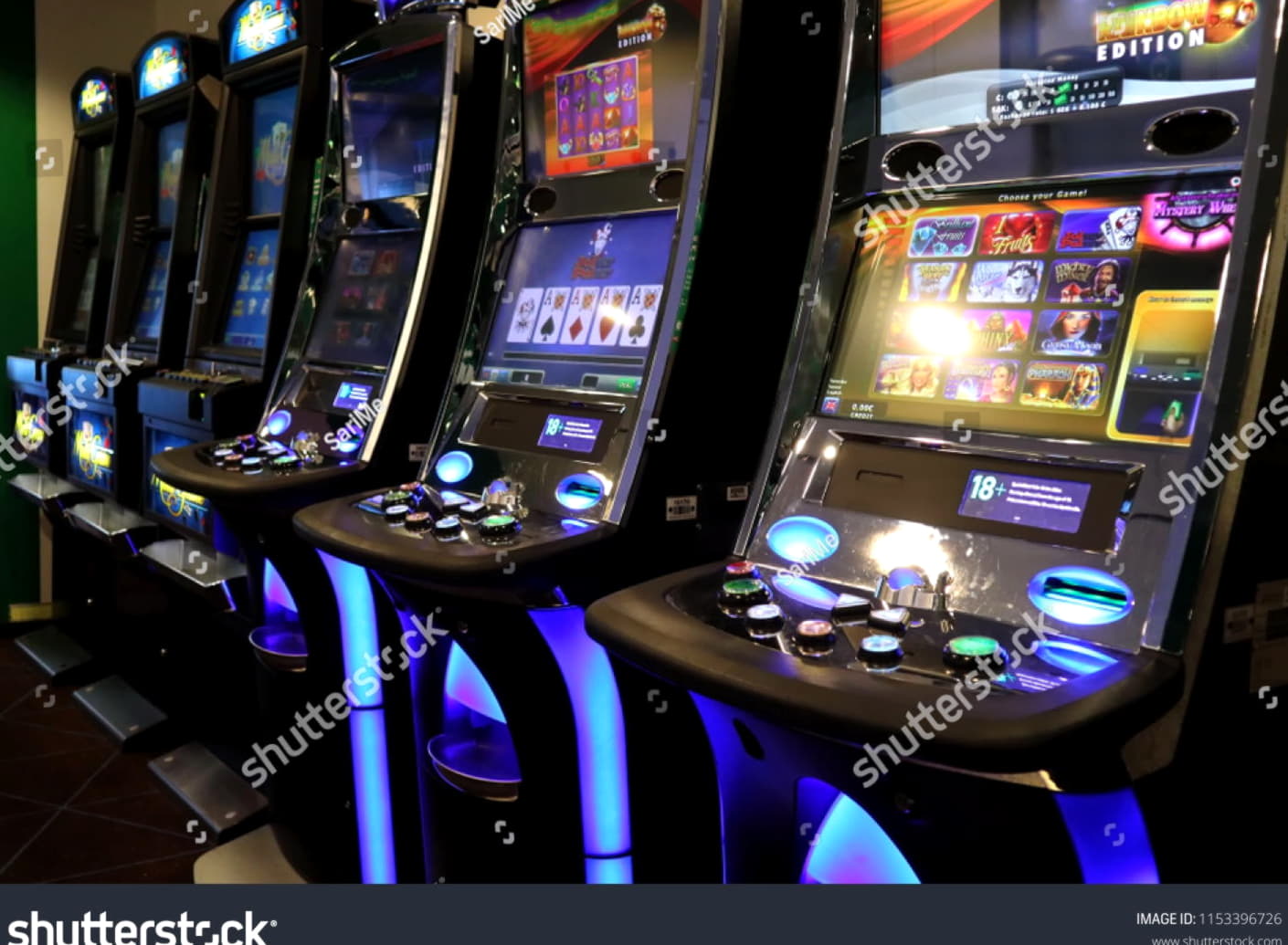 €230 Casino tournaments freeroll at Royal Vegas Casino