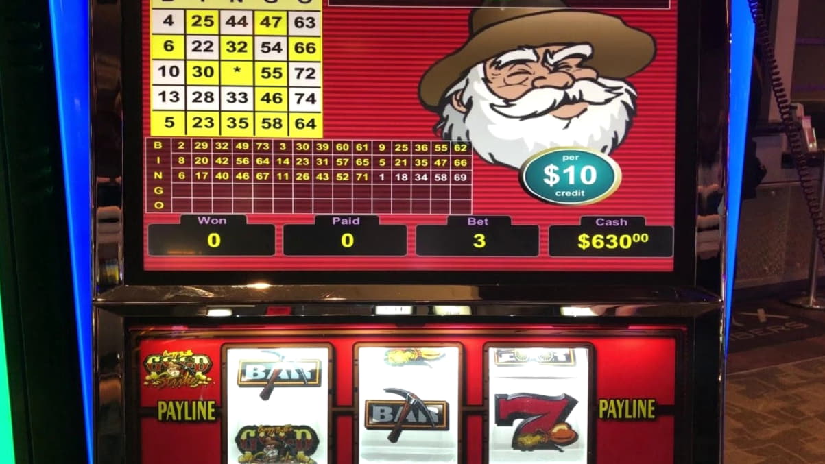 £695 Casino chip at Platin Casino