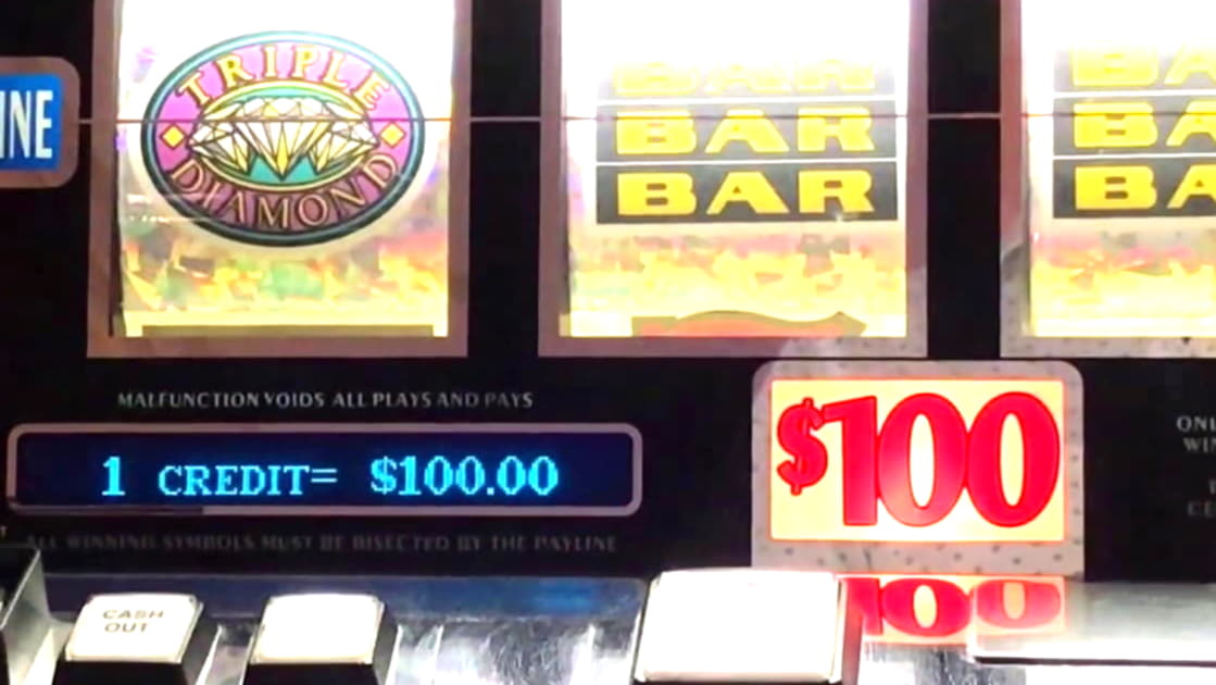 220 FREE SPINS at Spin Palace Casino