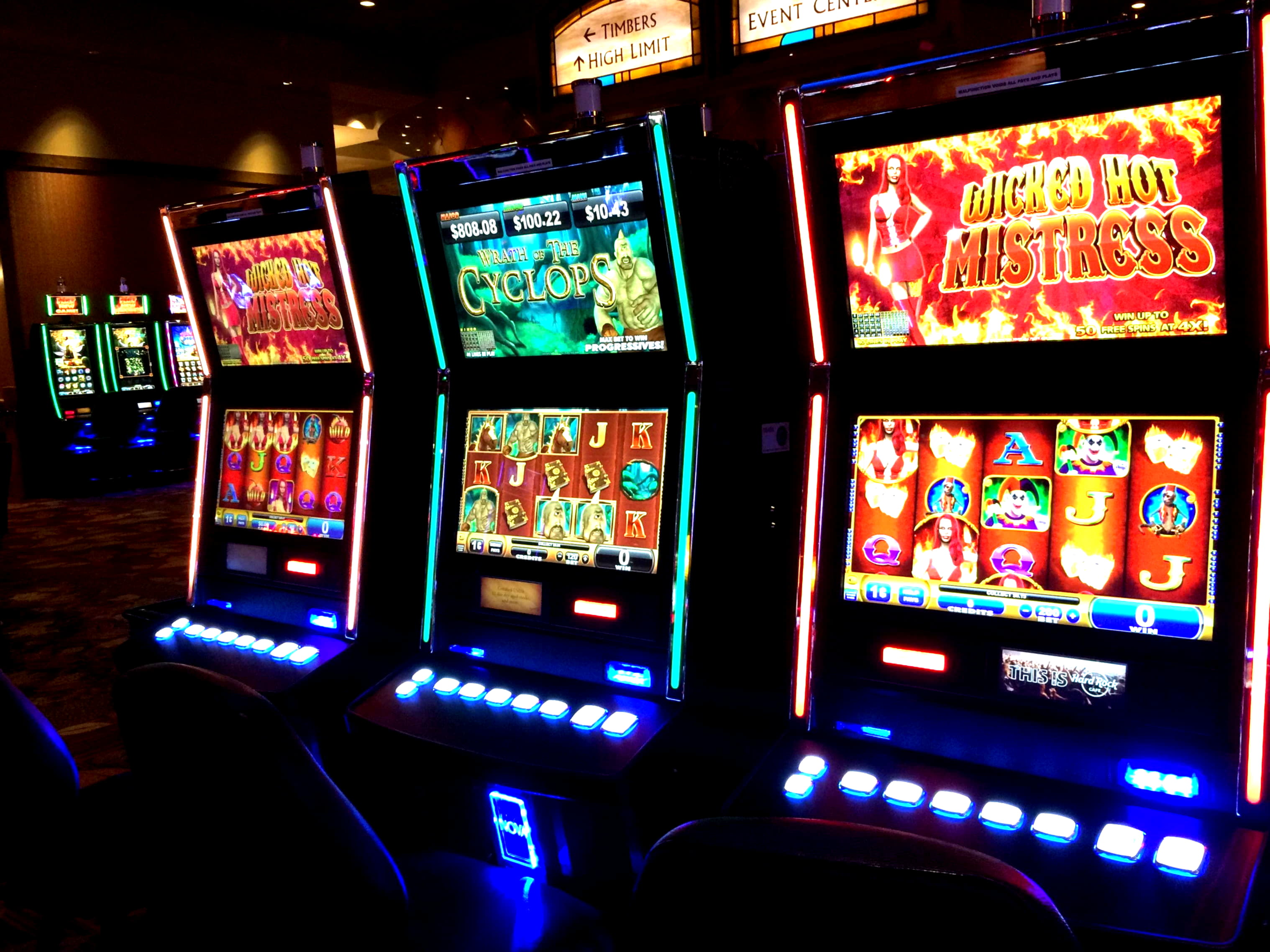 $675 Mobile freeroll slot tournament at Thebes Casino