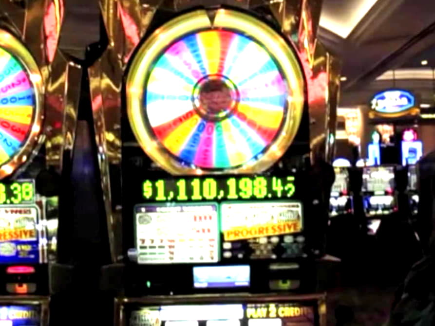 210% Welcome Bonus at CasiPlay Casino