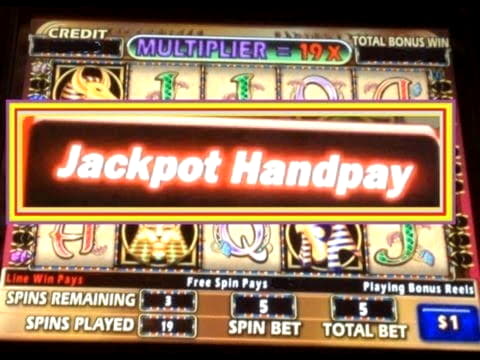 €105 Daily freeroll slot tournament at Party Casino