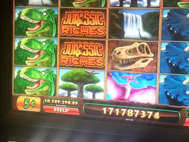 EUR 1985 no deposit bonus at Unique Casino