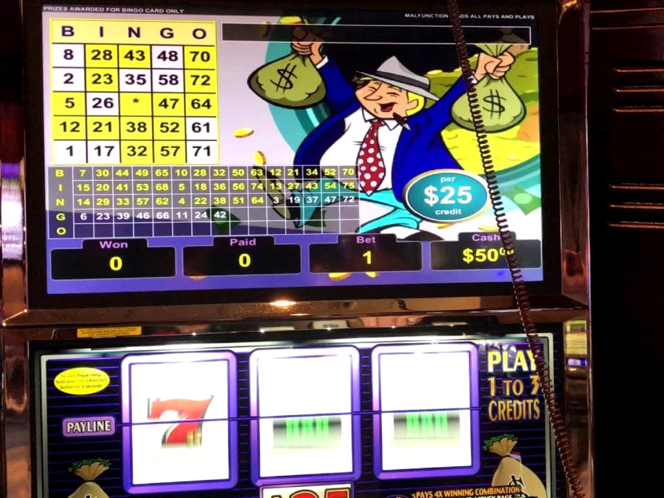 $855 Daily freeroll slot tournament at 7 Reels Casino